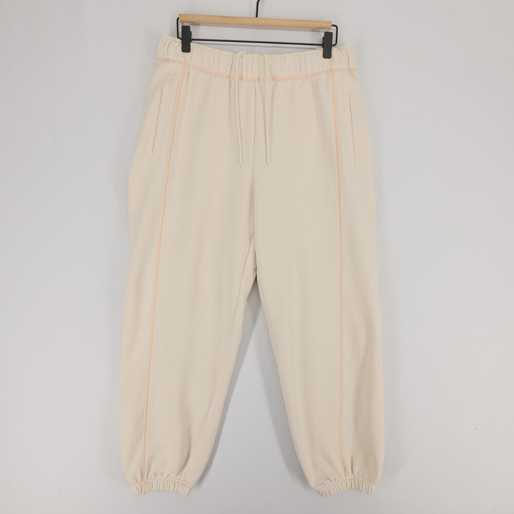 Athleta Forever Fleece High Rise Joggers Womens M Beige Fleece Sweatpants